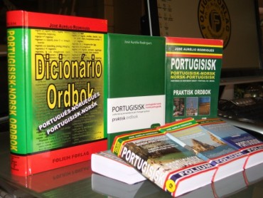 Folium Forlag Dictionaries